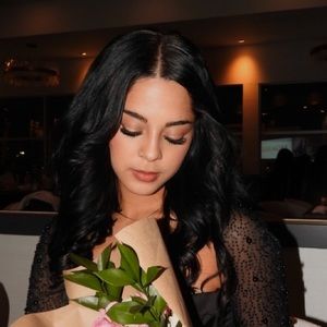 Meet your Posher, Caro